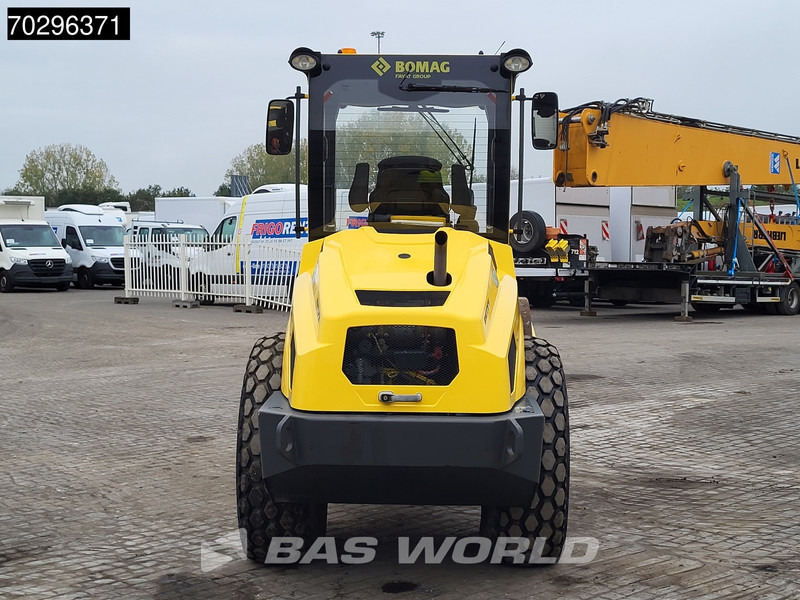 Roller Bomag BW177 D-5 A/C: gambar 5 Roller Bomag BW177 D-5 A/C: gambar 5