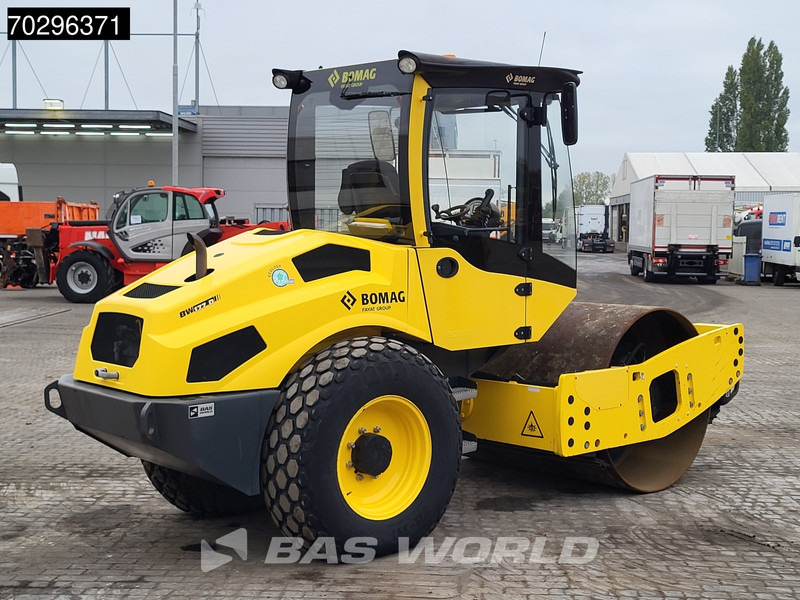 Roller Bomag BW177 D-5 A/C: gambar 6 Roller Bomag BW177 D-5 A/C: gambar 6