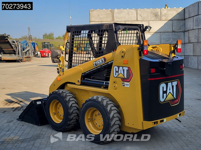 Caterpillar 216 B3 - Skid steer: gambar 3 Caterpillar 216 B3 - Skid steer: gambar 3
