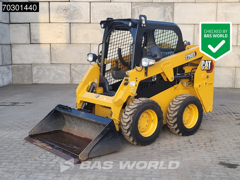 Caterpillar 226 D3 - Skid steer: gambar 1 Caterpillar 226 D3 - Skid steer: gambar 1