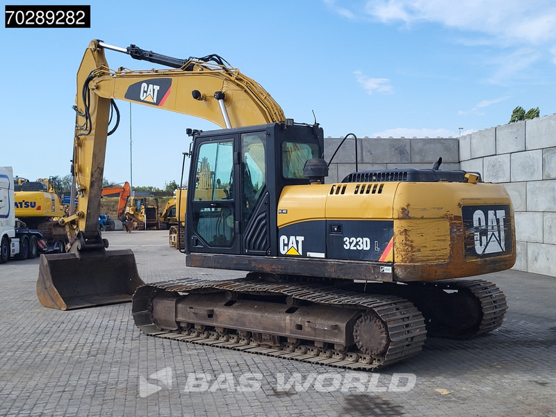 Caterpillar 323 D L - Ekskavator perayap: gambar 2 Caterpillar 323 D L - Ekskavator perayap: gambar 2