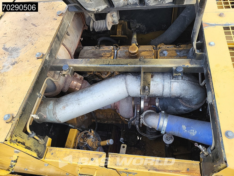 Ekskavator perayap Caterpillar 390 D L: gambar 14