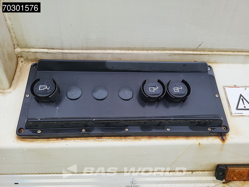 Truk sampah DAF CF 290 6X2 Geesink GPM III V 22H25 Steering axle Automatic Euro 6: gambar 11 Truk sampah DAF CF 290 6X2 Geesink GPM III V 22H25 Steering axle Automatic Euro 6: gambar 11