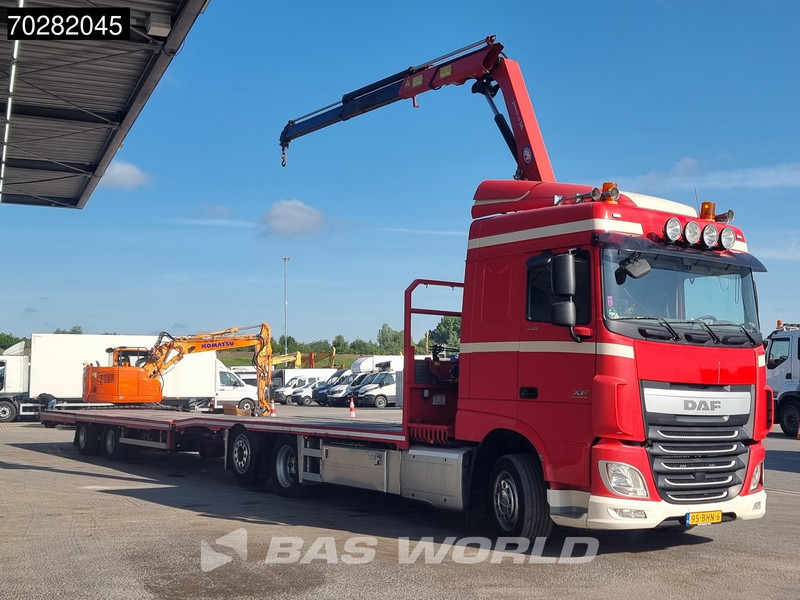 DAF XF 440 6X2 NL-Truck Transporter HMF 900-K2 Kran Lift-Lenkachse Euro 6 - Truk flatbed, Truk derek: gambar 3 DAF XF 440 6X2 NL-Truck Transporter HMF 900-K2 Kran Lift-Lenkachse Euro 6 - Truk flatbed, Truk derek: gambar 3