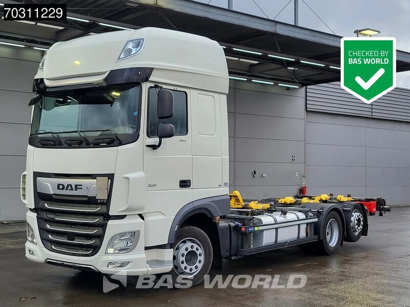 DAF XF 480 6X2 BDF Lift+Steering Axle FAN SSC Retarder ACC Euro 6 - Pengangkut kontainer/ Container truck: gambar 1 DAF XF 480 6X2 BDF Lift+Steering Axle FAN SSC Retarder ACC Euro 6 - Pengangkut kontainer/ Container truck: gambar 1