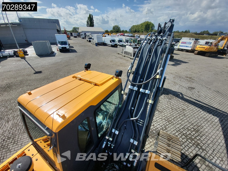 Ekskavator perayap baru Hyundai R210: gambar 13