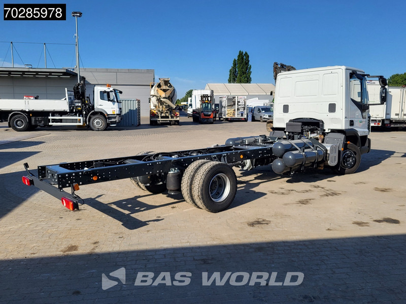 Iveco 120-210L 4X2 NEW 12tons chassis! CNG Engine TELMA Retarder Manual Euro 6 - Truk sasis: gambar 5 Iveco 120-210L 4X2 NEW 12tons chassis! CNG Engine TELMA Retarder Manual Euro 6 - Truk sasis: gambar 5