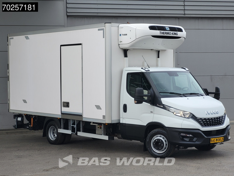 Iveco Daily 72C21 3.0L Koelwagen Laadklep Thermo King T-600R 380V Luchtvering Koelwagen Airco Cruise Camera Koeler Koel Kühlwagen 28m3 A/C C - Van berpendingin: gambar 5 Iveco Daily 72C21 3.0L Koelwagen Laadklep Thermo King T-600R 380V Luchtvering Koelwagen Airco Cruise Camera Koeler Koel Kühlwagen 28m3 A/C C - Van berpendingin: gambar 5