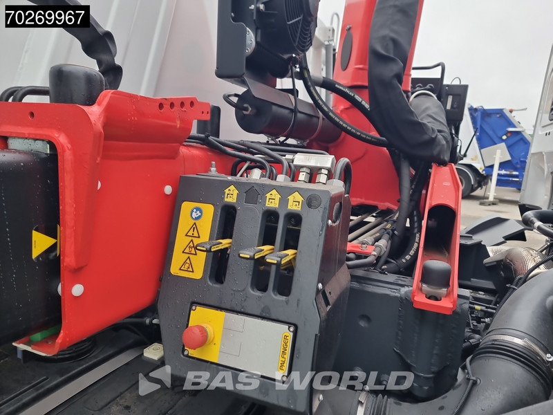Truk jungkit, Truk derek baru Iveco Eurocargo 180E320 4X2 Steelsuspension 3-Seiten Palfinger PK12.501 Euro 6: gambar 9