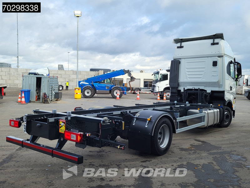 Iveco S-Way 460 4X2 NEW !! BDF Automatic Full air ACC Led Euro 6 - Pengangkut kontainer/ Container truck: gambar 5 Iveco S-Way 460 4X2 NEW !! BDF Automatic Full air ACC Led Euro 6 - Pengangkut kontainer/ Container truck: gambar 5