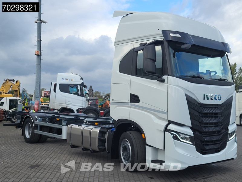 Iveco S-Way 460 4X2 NEW! BDF Navi ACC LED Automatic Euro 6 - Pengangkut kontainer/ Container truck: gambar 3 Iveco S-Way 460 4X2 NEW! BDF Navi ACC LED Automatic Euro 6 - Pengangkut kontainer/ Container truck: gambar 3