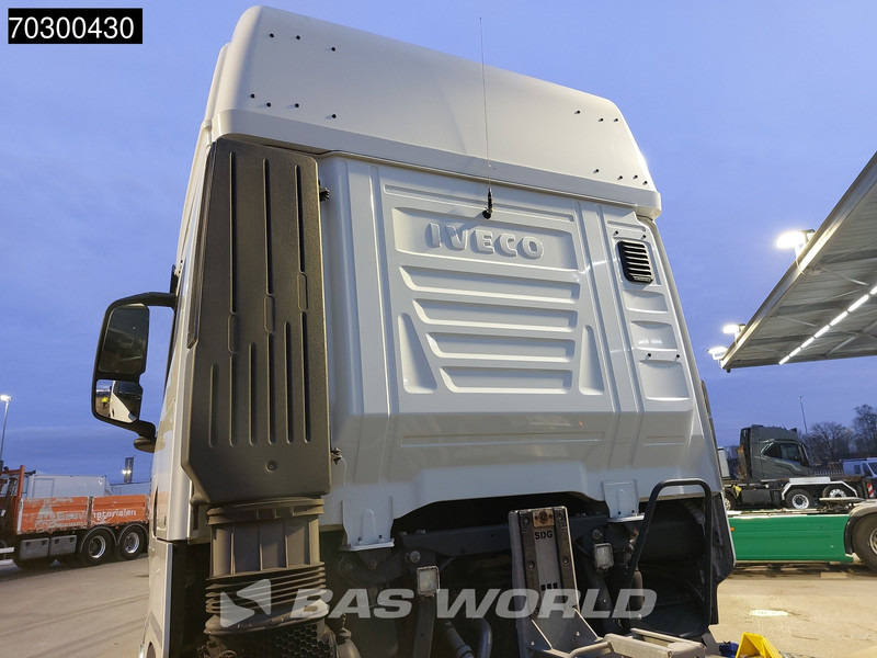 Iveco S-Way 510 6X2 Retarder Full Air Lift Axle BDF Euro 6 - Pengangkut kontainer/ Container truck: gambar 5 Iveco S-Way 510 6X2 Retarder Full Air Lift Axle BDF Euro 6 - Pengangkut kontainer/ Container truck: gambar 5