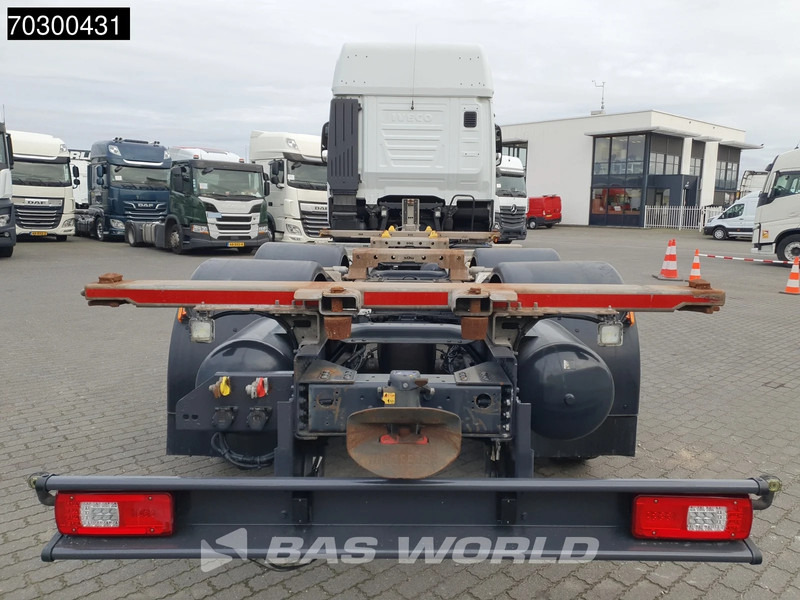 Iveco S-Way 510 6X2 Retarder Full Air Lift Axle BDF Euro 6 - Pengangkut kontainer/ Container truck: gambar 3 Iveco S-Way 510 6X2 Retarder Full Air Lift Axle BDF Euro 6 - Pengangkut kontainer/ Container truck: gambar 3