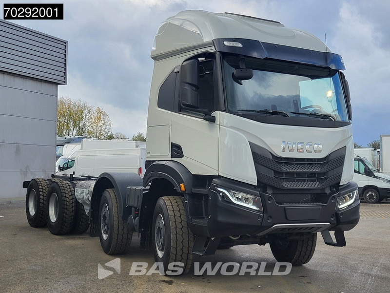 Iveco T-WAY 510 8X4 NEW! Retarder Big-Axle Steelsuspension LED Euro 6 - Truk sasis: gambar 3 Iveco T-WAY 510 8X4 NEW! Retarder Big-Axle Steelsuspension LED Euro 6 - Truk sasis: gambar 3