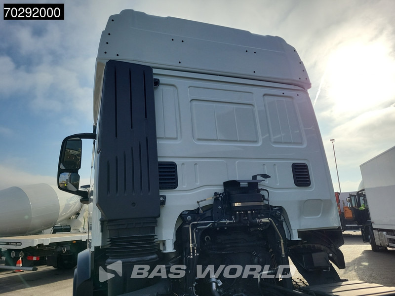Iveco T-Way 510 8X4 New! Retarder Big-Axle Steelsuspension Automatic LED Euro 6 - Truk sasis: gambar 5 Iveco T-Way 510 8X4 New! Retarder Big-Axle Steelsuspension Automatic LED Euro 6 - Truk sasis: gambar 5