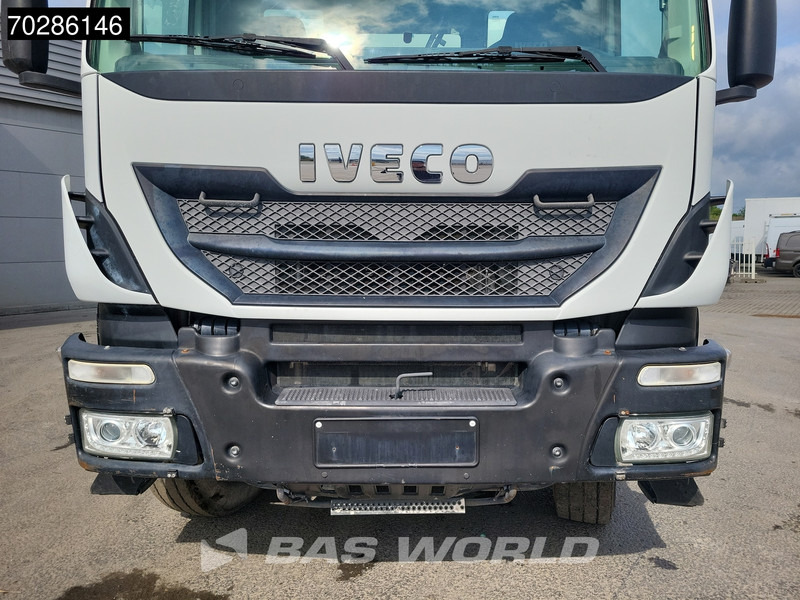Truk jungkit Iveco Trakker 360 6X4 10m3 2-Sided Tipper Steelsuspension Big-Axle Automatic Euro 6: gambar 15