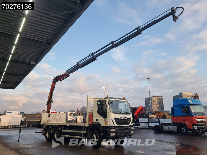 Iveco Trakker 360 6X4 Palfinger PK 18502 SH D Kran Crane Big axle Euro 6 - Truk flatbed, Truk derek: gambar 5 Iveco Trakker 360 6X4 Palfinger PK 18502 SH D Kran Crane Big axle Euro 6 - Truk flatbed, Truk derek: gambar 5