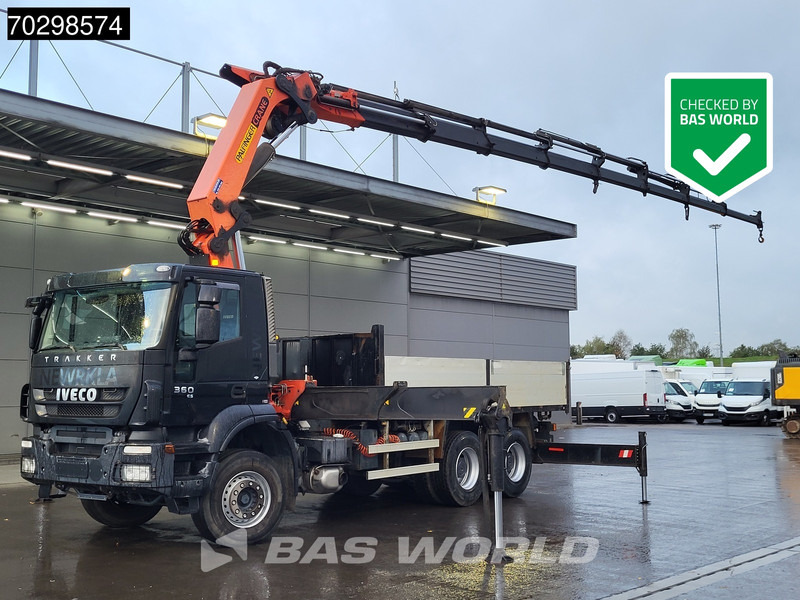 Iveco Trakker 360 6X4 Palfinger PK44002 Crane 8x Extensions Full Steel Big-Axle Manual Euro 5 - Truk flatbed, Truk derek: gambar 1 Iveco Trakker 360 6X4 Palfinger PK44002 Crane 8x Extensions Full Steel Big-Axle Manual Euro 5 - Truk flatbed, Truk derek: gambar 1