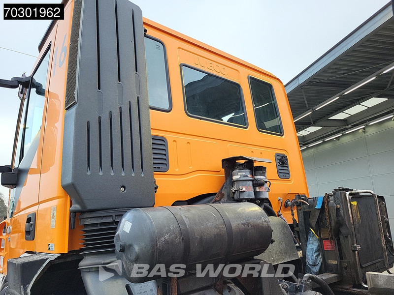 Iveco Trakker 410 6X4 5m3 Meiller 3-way tipper Lift+Steering axle Big-Axle Euro 5 - Truk jungkit: gambar 3 Iveco Trakker 410 6X4 5m3 Meiller 3-way tipper Lift+Steering axle Big-Axle Euro 5 - Truk jungkit: gambar 3