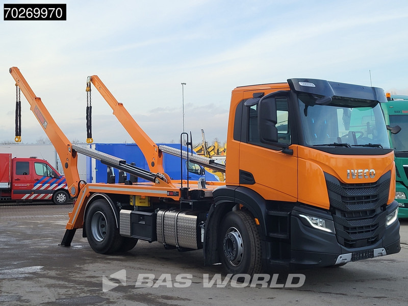 Iveco X-Way 360 4X2 NEW! HIAB 12tons skiploader Automatic Euro 6 - Truk skip loader: gambar 3 Iveco X-Way 360 4X2 NEW! HIAB 12tons skiploader Automatic Euro 6 - Truk skip loader: gambar 3