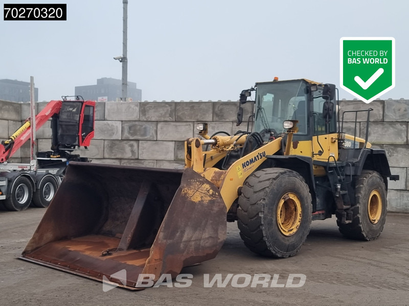 Komatsu WA380-6 - Wheel loader: gambar 1 Komatsu WA380-6 - Wheel loader: gambar 1