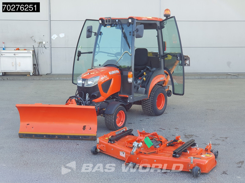 Kubota BX231 D-C C10 4X4 4x4 - INCL ATTACHMENTS - Traktor: gambar 5 Kubota BX231 D-C C10 4X4 4x4 - INCL ATTACHMENTS - Traktor: gambar 5