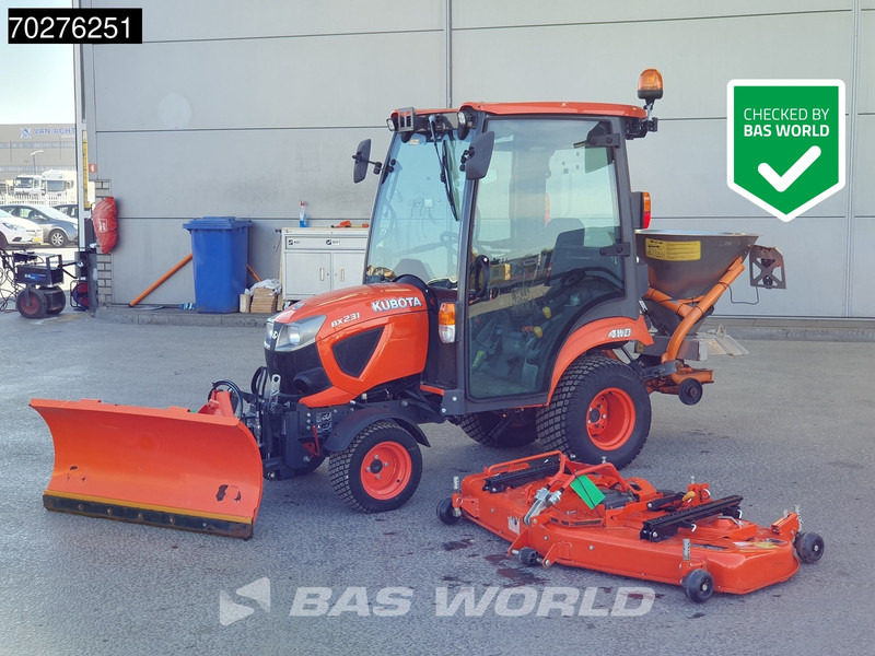 Kubota BX231 D-C C10 4X4 4x4 - INCL ATTACHMENTS - Traktor: gambar 1 Kubota BX231 D-C C10 4X4 4x4 - INCL ATTACHMENTS - Traktor: gambar 1
