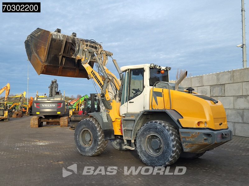 Liebherr L538 High Tip Bucket - Wheel loader: gambar 5 Liebherr L538 High Tip Bucket - Wheel loader: gambar 5
