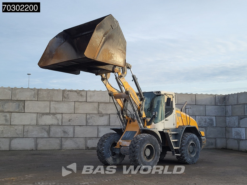 Liebherr L538 High Tip Bucket - Wheel loader: gambar 2 Liebherr L538 High Tip Bucket - Wheel loader: gambar 2