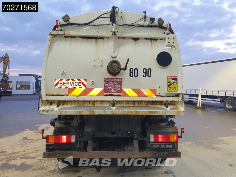 MAN LE 15.250 4X2 Eurovoirie Sweeper Manual Steelsuspension Euro 3 - Penyapu jalan: gambar 3 MAN LE 15.250 4X2 Eurovoirie Sweeper Manual Steelsuspension Euro 3 - Penyapu jalan: gambar 3