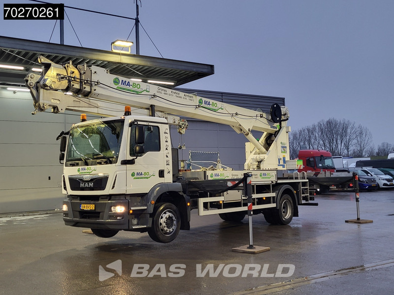 MAN TGM 18.250 4X2 44mtrs Böcker AK44/4000 Telescopic crane Manual Euro 6 - Truk derek: gambar 2 MAN TGM 18.250 4X2 44mtrs Böcker AK44/4000 Telescopic crane Manual Euro 6 - Truk derek: gambar 2
