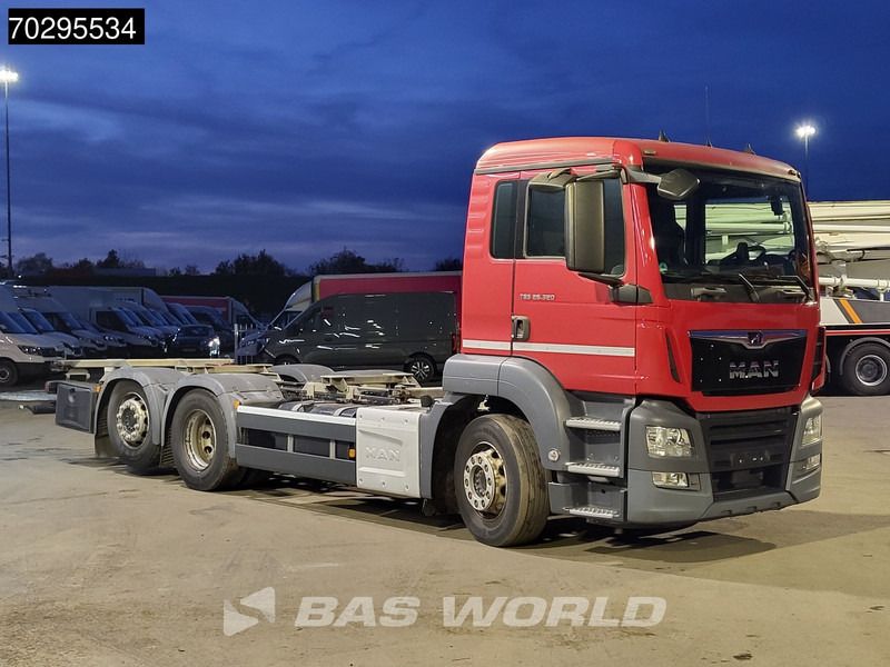 MAN TGS 26.320 6X2 ADR BDF Lift + Steering Axle Euro 6 - Pengangkut kontainer/ Container truck: gambar 3 MAN TGS 26.320 6X2 ADR BDF Lift + Steering Axle Euro 6 - Pengangkut kontainer/ Container truck: gambar 3