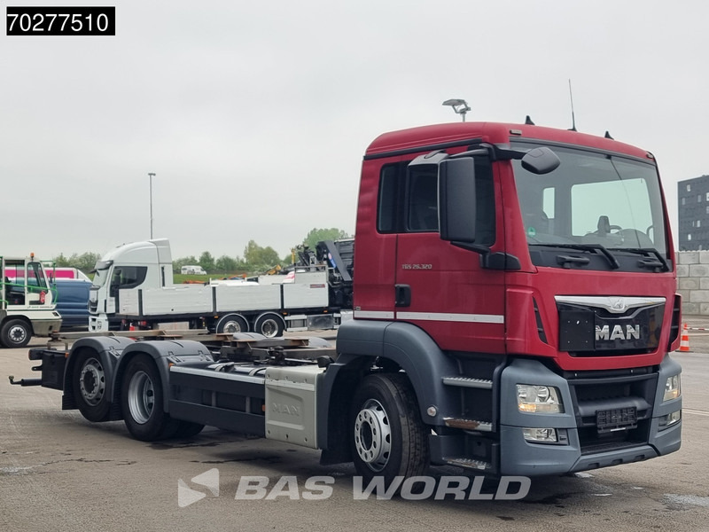 MAN TGS 26.320 6X2 BDF ADR Lift+lenkasche Automatic Euro 6 - Pengangkut kontainer/ Container truck: gambar 3 MAN TGS 26.320 6X2 BDF ADR Lift+lenkasche Automatic Euro 6 - Pengangkut kontainer/ Container truck: gambar 3