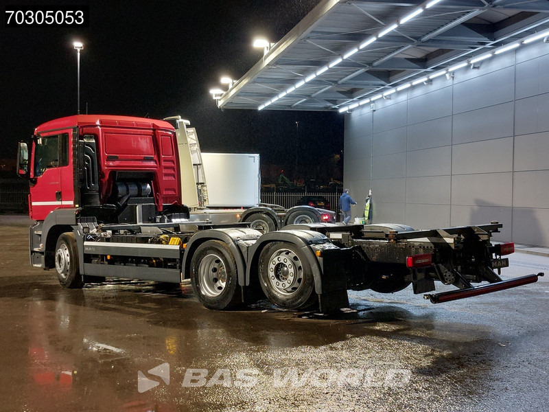 MAN TGS 26.320 TGS 6X2 BDF Lift+Steering Axle Automatic ADR Euro 6 - Pengangkut kontainer/ Container truck: gambar 2 MAN TGS 26.320 TGS 6X2 BDF Lift+Steering Axle Automatic ADR Euro 6 - Pengangkut kontainer/ Container truck: gambar 2