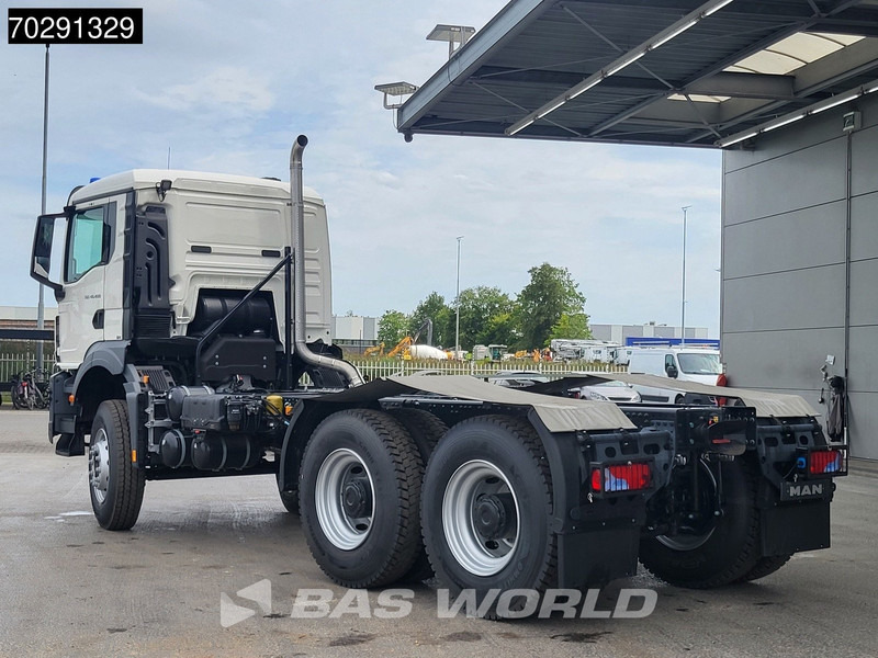 MAN TGS 40.400 6X4 NEW 6x4 chassis PTO Preparation Steelsuspension Big-Axle Automatic Euro 2 - Truk sasis: gambar 2 MAN TGS 40.400 6X4 NEW 6x4 chassis PTO Preparation Steelsuspension Big-Axle Automatic Euro 2 - Truk sasis: gambar 2