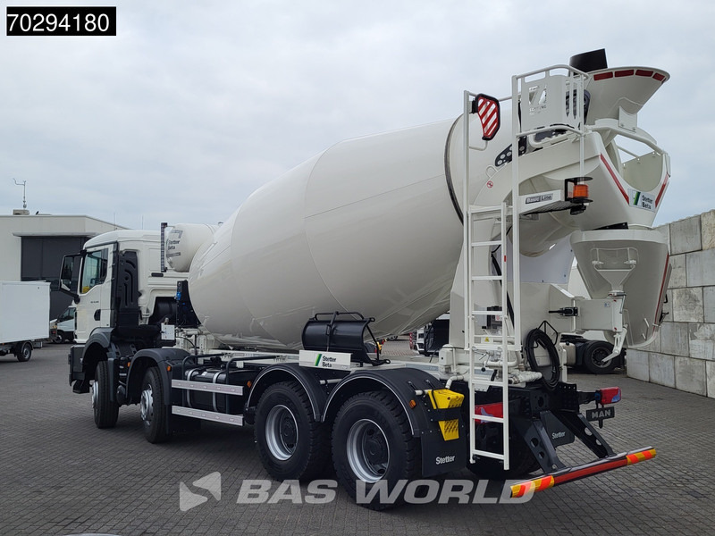 MAN TGS 41.440 8X4 New! 12m3 Schwing Mixer Big-Axle Steelsuspension Automatic Euro 6 - Truk pengaduk beton: gambar 2 MAN TGS 41.440 8X4 New! 12m3 Schwing Mixer Big-Axle Steelsuspension Automatic Euro 6 - Truk pengaduk beton: gambar 2