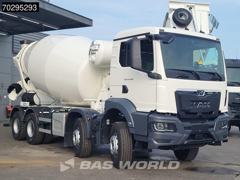 MAN TGS 41.440 8X4 New! 12m3 Stetter Steelsuspension Automatic Euro 6 - Truk pengaduk beton: gambar 5 MAN TGS 41.440 8X4 New! 12m3 Stetter Steelsuspension Automatic Euro 6 - Truk pengaduk beton: gambar 5