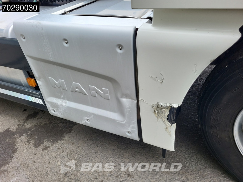 MAN TGX 26.460 6X2 BDF Liftaxle Automatic Retarder ACC Euro 6 - Pengangkut kontainer/ Container truck: gambar 5 MAN TGX 26.460 6X2 BDF Liftaxle Automatic Retarder ACC Euro 6 - Pengangkut kontainer/ Container truck: gambar 5