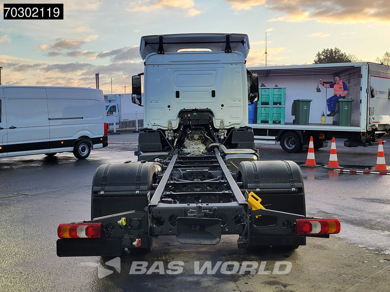 Mercedes-Benz Actros 1827 4X2 - Truk sasis: gambar 5 Mercedes-Benz Actros 1827 4X2 - Truk sasis: gambar 5