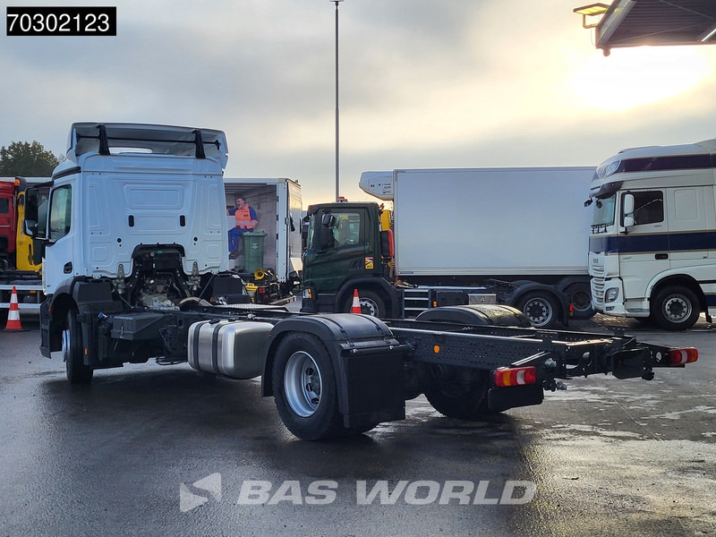 Mercedes-Benz Actros 1827 4X2 NEW 18tons chassis Automatic PPC Cruise control Euro 6 - Truk sasis: gambar 2 Mercedes-Benz Actros 1827 4X2 NEW 18tons chassis Automatic PPC Cruise control Euro 6 - Truk sasis: gambar 2