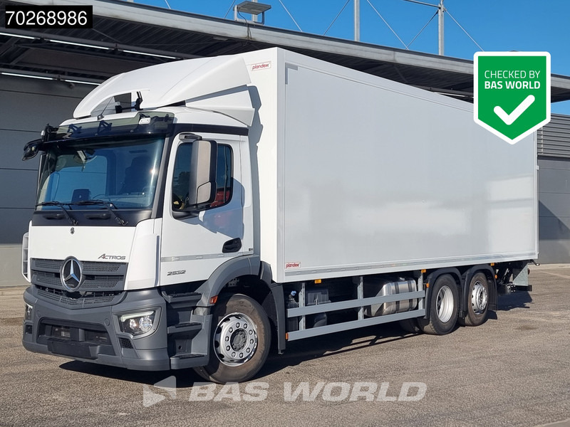 Mercedes-Benz Actros 2532 6X2 NEW 2000kg Ladebordwand Navi Lenkachse Euro 6 - Truk box: gambar 1 Mercedes-Benz Actros 2532 6X2 NEW 2000kg Ladebordwand Navi Lenkachse Euro 6 - Truk box: gambar 1