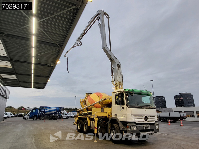 Mercedes-Benz Actros 3244 8X4 Retarder Putzmeister 24 Mtrs Pumi Big-Axle 3-Pedals Euro 4 - Truk pompa beton: gambar 3 Mercedes-Benz Actros 3244 8X4 Retarder Putzmeister 24 Mtrs Pumi Big-Axle 3-Pedals Euro 4 - Truk pompa beton: gambar 3