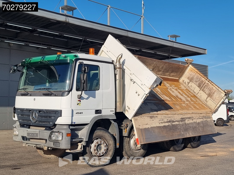 Mercedes-Benz Actros 4141 8X4 12m3 Meiller 2-way tipper steelsuspension Euro 4 - Truk jungkit: gambar 3 Mercedes-Benz Actros 4141 8X4 12m3 Meiller 2-way tipper steelsuspension Euro 4 - Truk jungkit: gambar 3