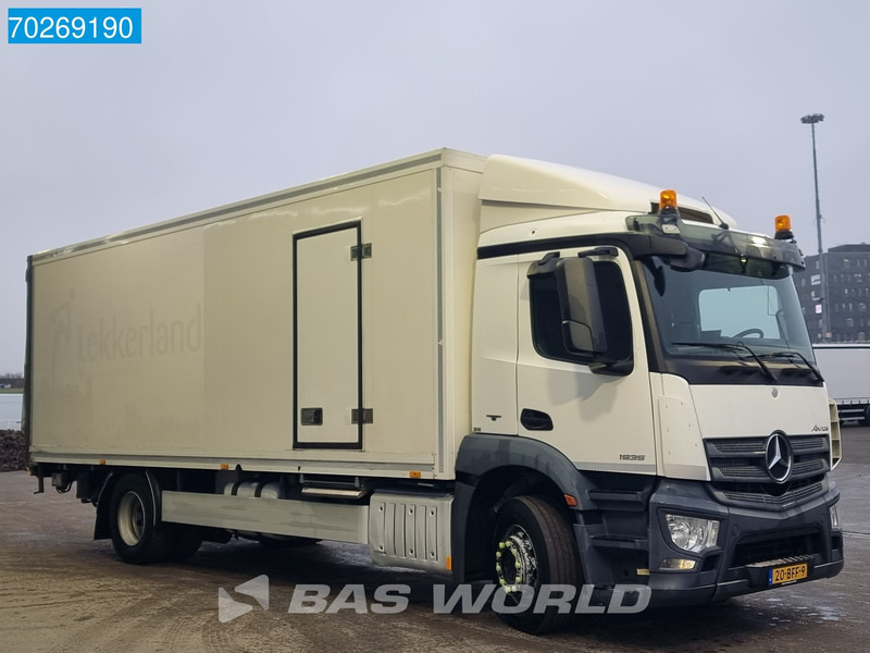 Mercedes-Benz Antos 1935 4X2 NL-Truck Frigoblock 2000kg Ladebordwand Euro 6 - Truk berpendingin: gambar 3 Mercedes-Benz Antos 1935 4X2 NL-Truck Frigoblock 2000kg Ladebordwand Euro 6 - Truk berpendingin: gambar 3