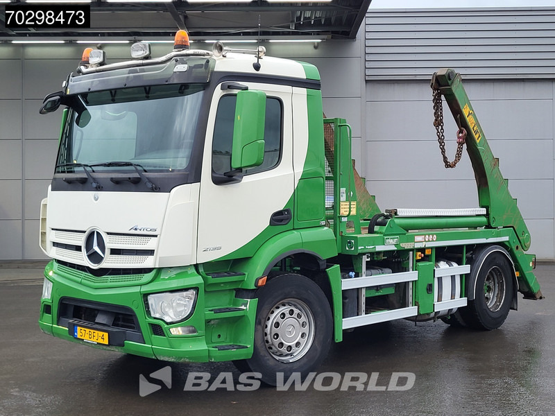 Mercedes-Benz Antos 2135 4X2 NL-Truck APK 14Tons Hyva Lift Skiploader Automatic Euro 6 - Truk skip loader: gambar 3 Mercedes-Benz Antos 2135 4X2 NL-Truck APK 14Tons Hyva Lift Skiploader Automatic Euro 6 - Truk skip loader: gambar 3