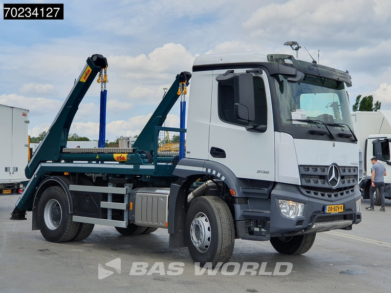 Mercedes-Benz Arocs 2136 4X2 NEW! NL-Truck 12Tons HYVA Lift Automatic Full Steelsuspension - Truk skip loader: gambar 3 Mercedes-Benz Arocs 2136 4X2 NEW! NL-Truck 12Tons HYVA Lift Automatic Full Steelsuspension - Truk skip loader: gambar 3