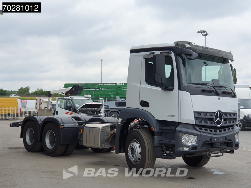 Mercedes-Benz Arocs 2636 6X4 NEW chassis Flange PTO Big-Axle Steelsuspension Euro 6 - Truk sasis: gambar 3 Mercedes-Benz Arocs 2636 6X4 NEW chassis Flange PTO Big-Axle Steelsuspension Euro 6 - Truk sasis: gambar 3