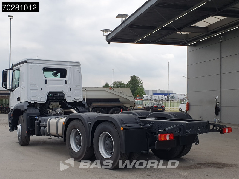 Mercedes-Benz Arocs 2636 6X4 NEW chassis Flange PTO Big-Axle Steelsuspension Euro 6 - Truk sasis: gambar 2 Mercedes-Benz Arocs 2636 6X4 NEW chassis Flange PTO Big-Axle Steelsuspension Euro 6 - Truk sasis: gambar 2