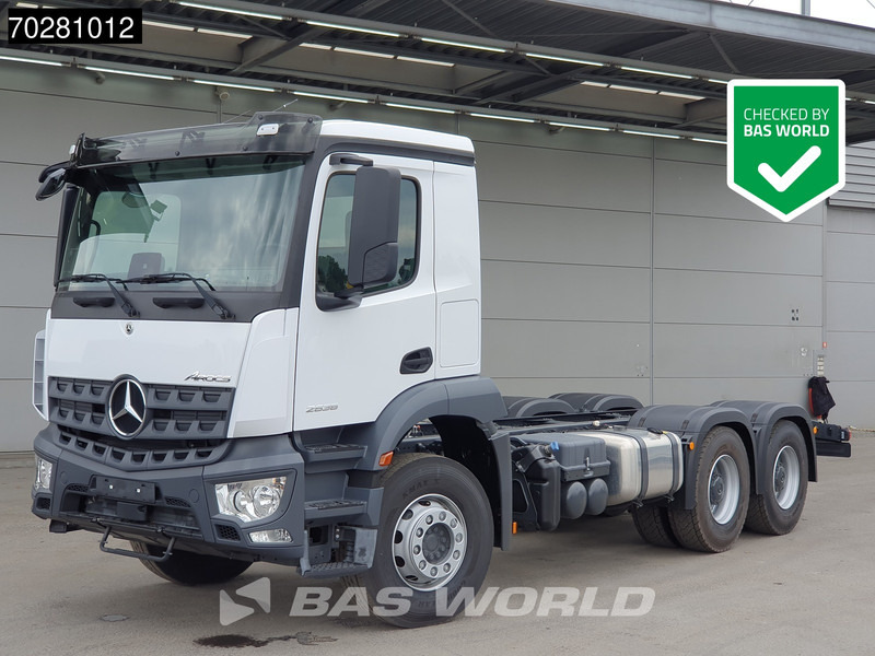 Mercedes-Benz Arocs 2636 6X4 NEW chassis Flange PTO Big-Axle Steelsuspension Euro 6 - Truk sasis: gambar 1 Mercedes-Benz Arocs 2636 6X4 NEW chassis Flange PTO Big-Axle Steelsuspension Euro 6 - Truk sasis: gambar 1