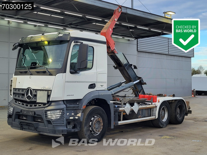 Mercedes-Benz Arocs 2643 6X4 20tons Dalby containersystem Big-Axle Automatic Euro 6 - Hook lift: gambar 1 Mercedes-Benz Arocs 2643 6X4 20tons Dalby containersystem Big-Axle Automatic Euro 6 - Hook lift: gambar 1